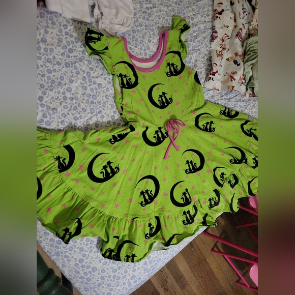 Dress - Picture 2 of 2